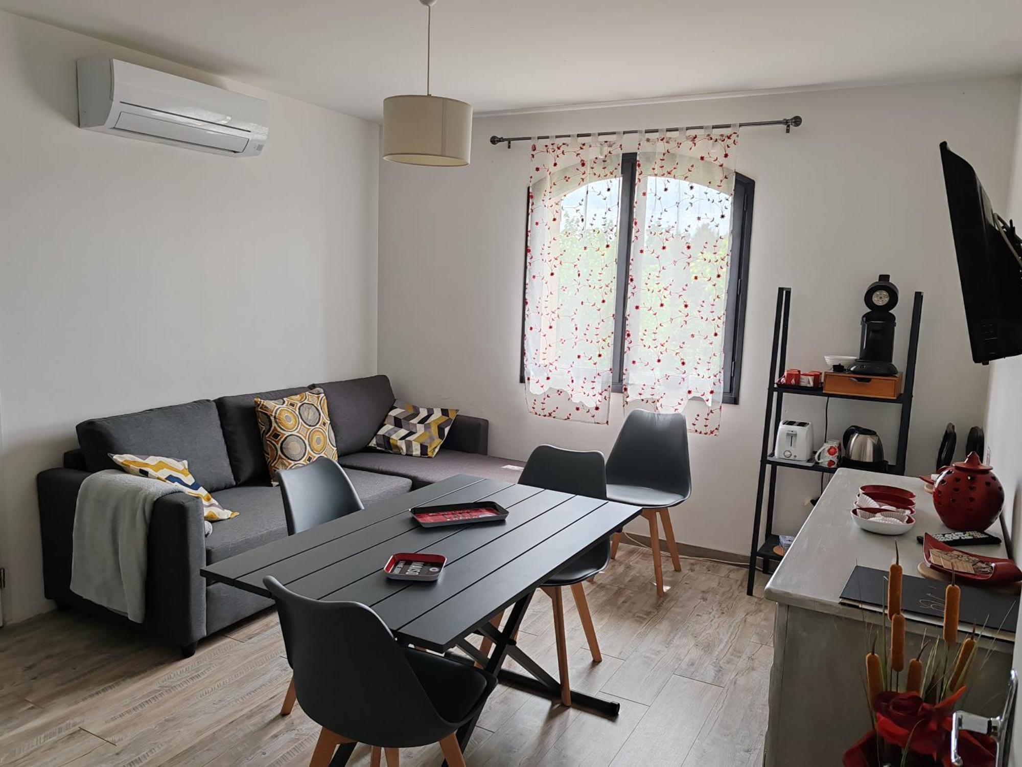 Les Chataigniers Appartement Meuble Saint-Sebastien  Exterior photo